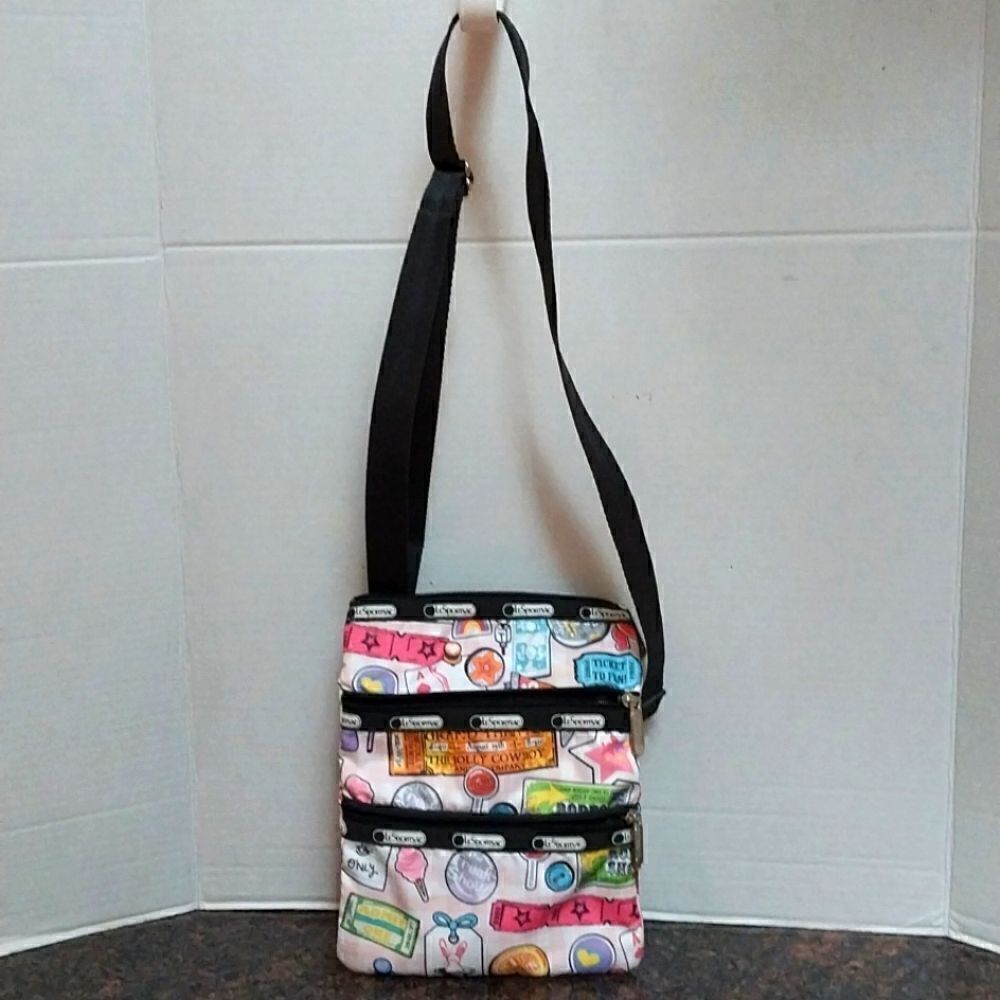 LeSportSac Purse...EUC